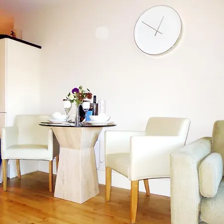 11 Talbot Court *