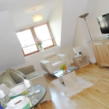 شقة 11 Talbot Court