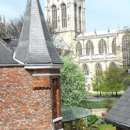 11 Talbot Court * York