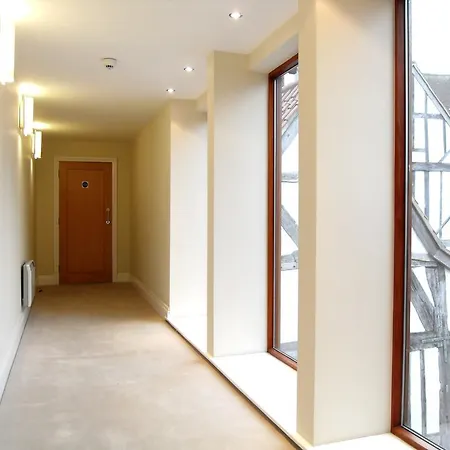 11 Talbot Court *