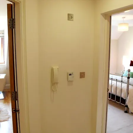 Apartment 11 Talbot Court *