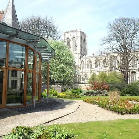 11 Talbot Court * York
