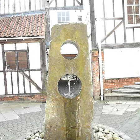 11 Talbot Court Apartment York