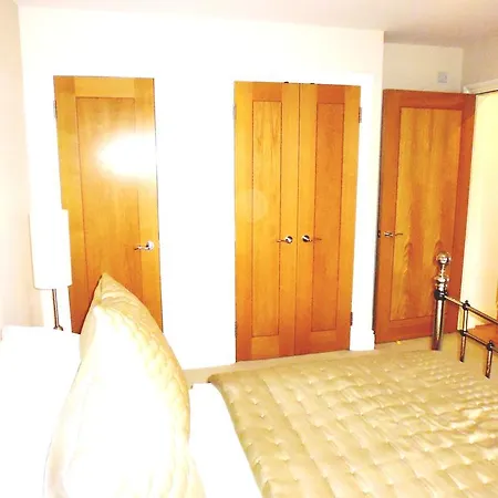 11 Talbot Court York
